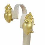 Kieselstein Cord Iconic Heart 
Crown 18k Yellow Gold Earrings 1987