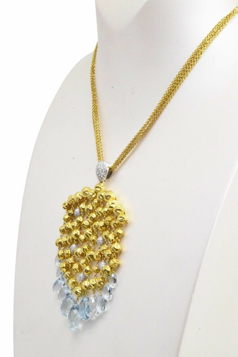 Ladies Necklace 18k Yellow Gold Diamonds 
Aquamarines