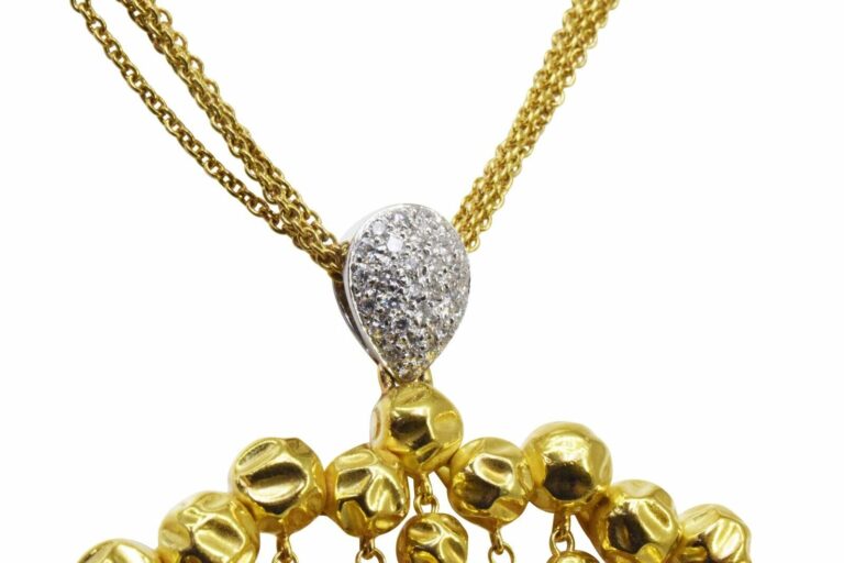 Ladies Necklace 18k Yellow Gold Diamonds 
Aquamarines