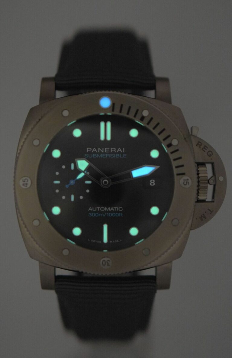 NOS Panerai Submersible PAM 2305 Titanium Mens 47mm Watch B/P '24 PAM02305