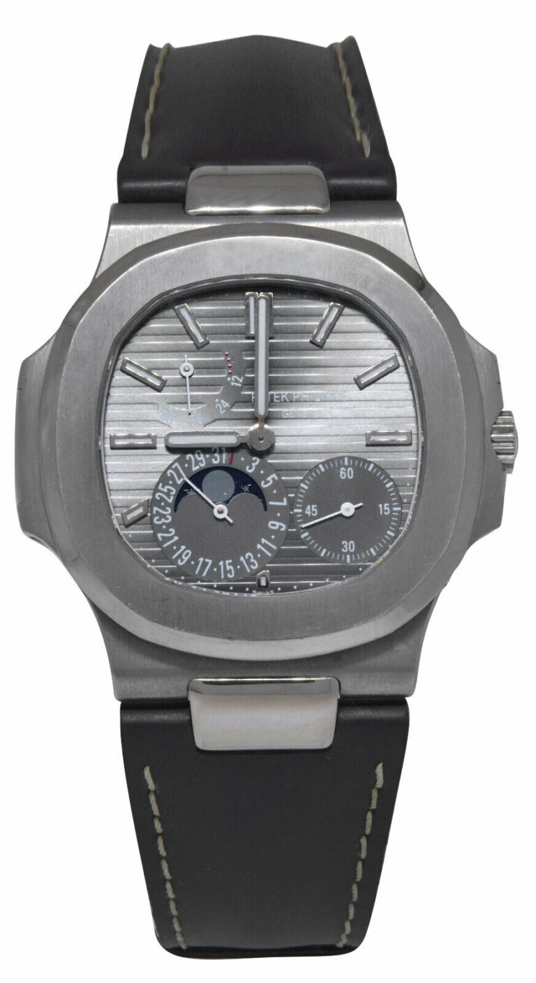 Patek Philippe 5712 Nautilus Complication 18k White Gold Watch B/P 5712G-001