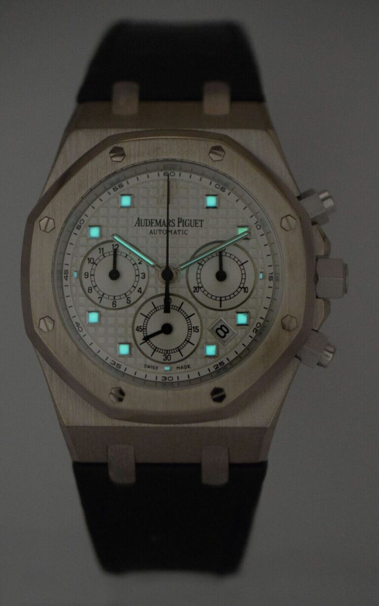 Audemars Piguet Royal Oak Chronograph White Gold Watch B/P 26022BC.OO.D 002CR.01