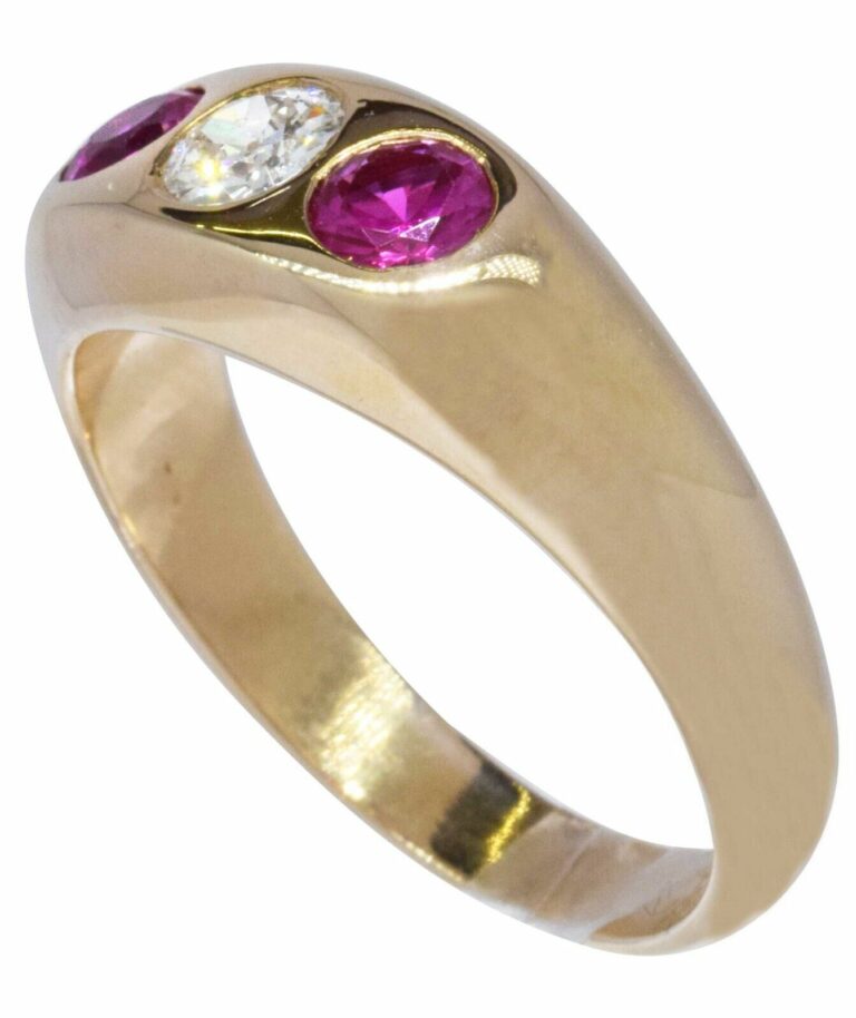 14K Yellow Gold Round Mine Cut Diamond 
Ruby Ring Size 10