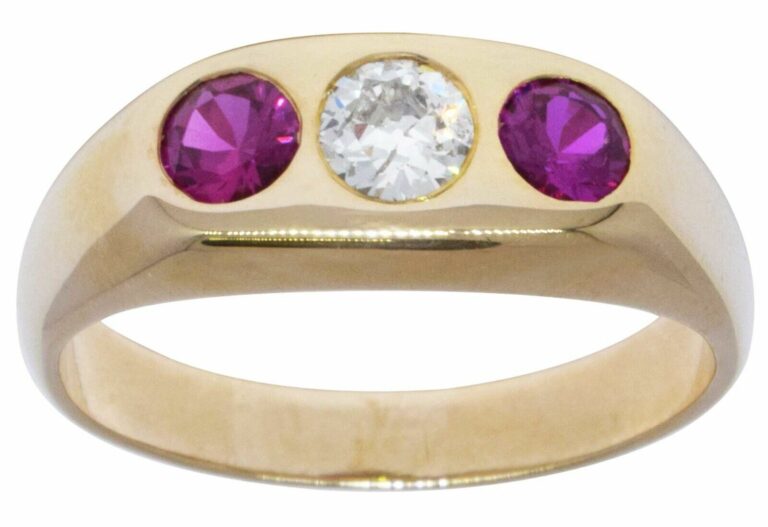 14K Yellow Gold Round Mine Cut Diamond 
Ruby Ring Size 10