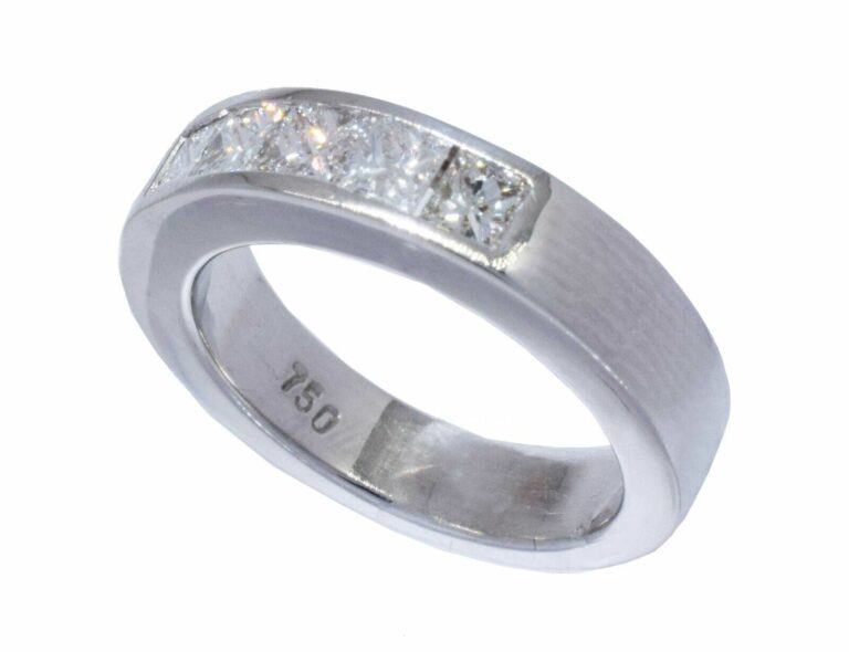 18K White Gold Channel Set Diamond Wedding Band