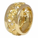 Carrera Y Carrera 18k Yellow Gold Floral Motif 
Diamond Band Ring Size 7.25