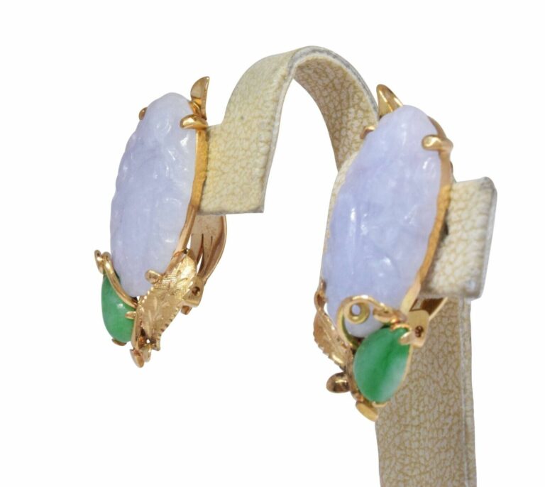 Carved Lavender Jade 
Green Jade 14k Yellow Gold Clip Earrings