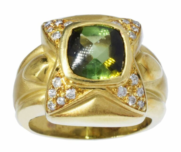 Kimberlee Teti 18k Yellow Gold Green Cabochon Tourmaline 
Diamond Ring Size 7.5