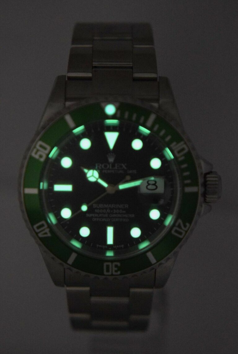 Rolex Submariner Date Kermit Green Bezel Steel Mens 40mm Watch F 16610