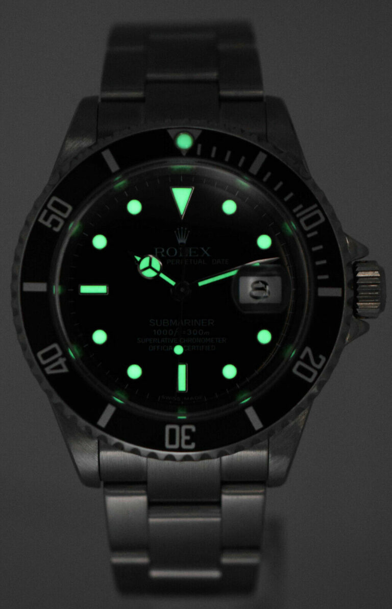 Rolex Submariner Date Steel Black Dial/Bezel Mens 40mm Automatic Watch P 16610