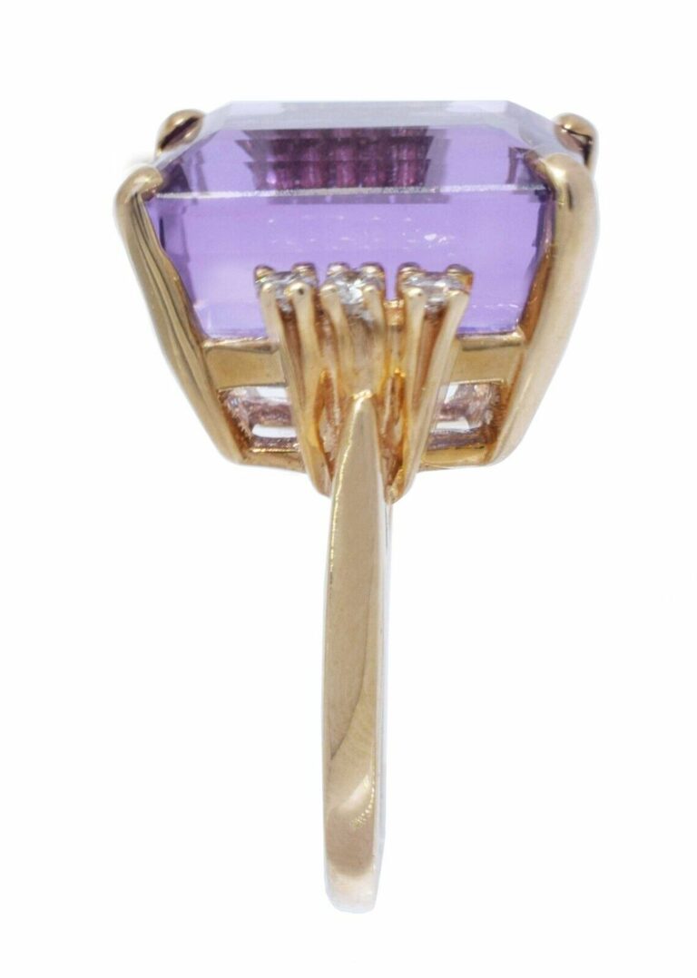 Ladies 14K Yellow Gold Diamond 
Amethyst Ring 6.25