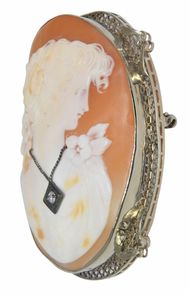 Ladies Cameo Brooch White Gold 
Diamond