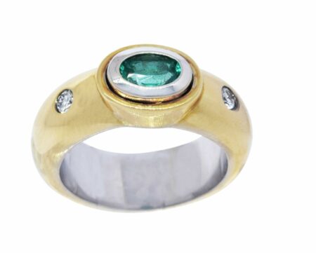 Ladies Ring 18k Two Tone Gold 
Diamond