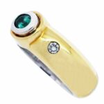 Ladies Ring 18k Two Tone Gold 
Diamond