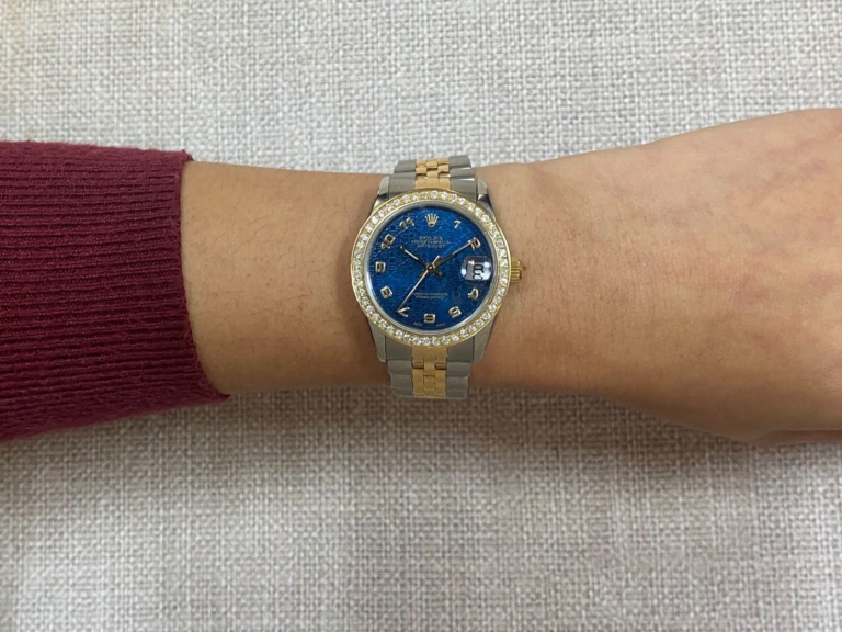 Rolex Datejust 18k Yellow Gold/Steel Blue Jubilee 
Diamond 31mm Watch '87 68273