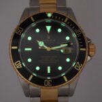 Rolex Submariner Date 18k Yellow Gold/Steel Black Mens 40mm Watch M 16613 T